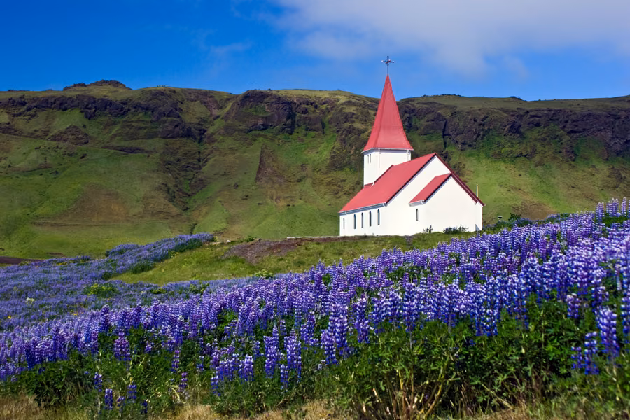 Víkurkirkja: the photograph it was printed from
